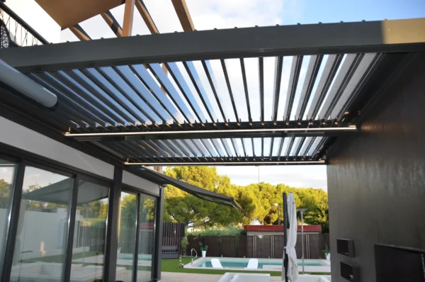 Pergola Impermeable (Lona tensada y Bioclimaticas)